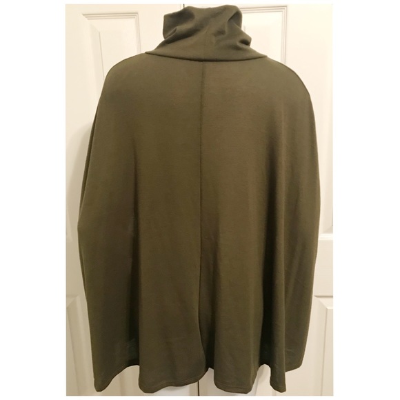 Auditions Boutique Olive Green Turtleneck Cape Top - Picture 4 of 9
